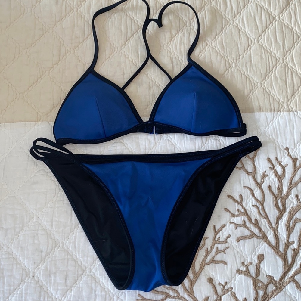 Victoria’s Secret bikini